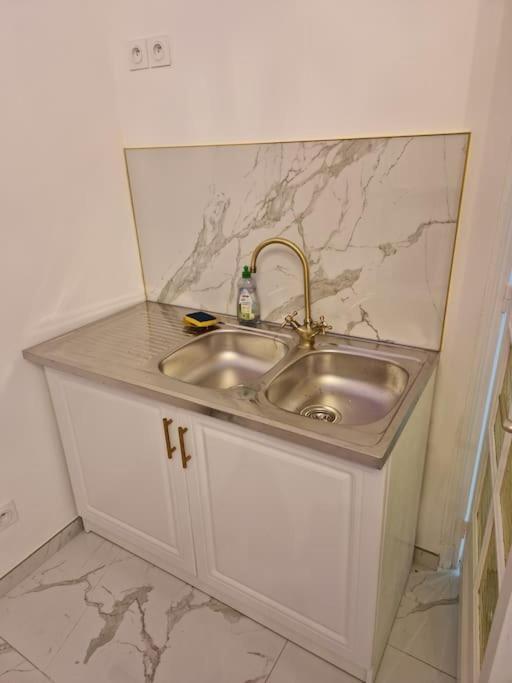 Maison Chic Avec Jacuzzi Nogent Sur Oise Yaospa60 Екстериор снимка