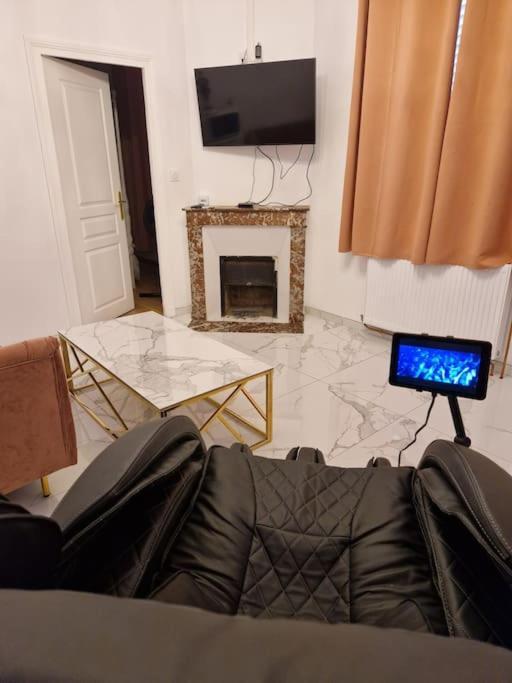 Maison Chic Avec Jacuzzi Nogent Sur Oise Yaospa60 Екстериор снимка